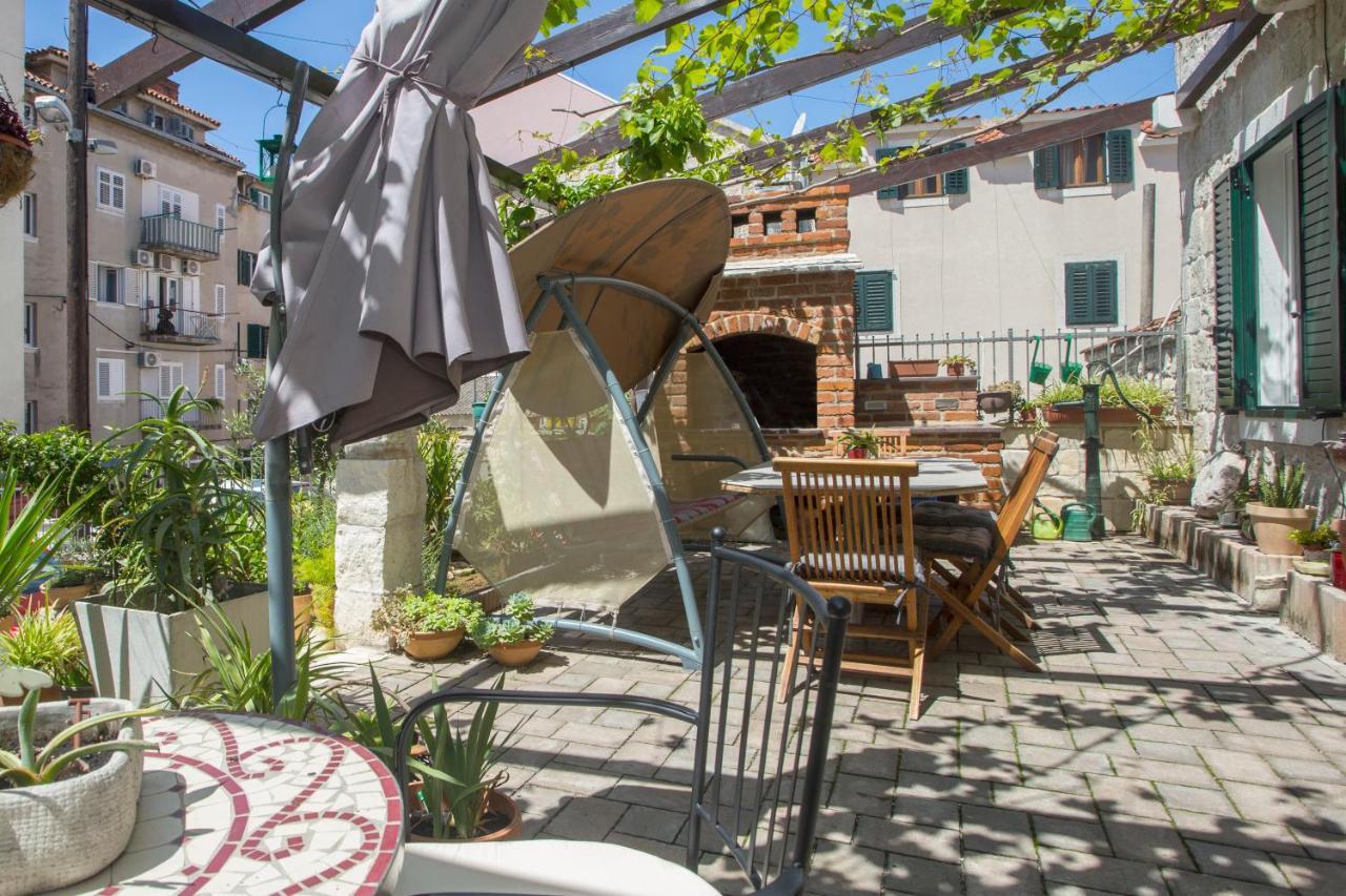 Bossa Studio Apartments Split Bagian luar foto
