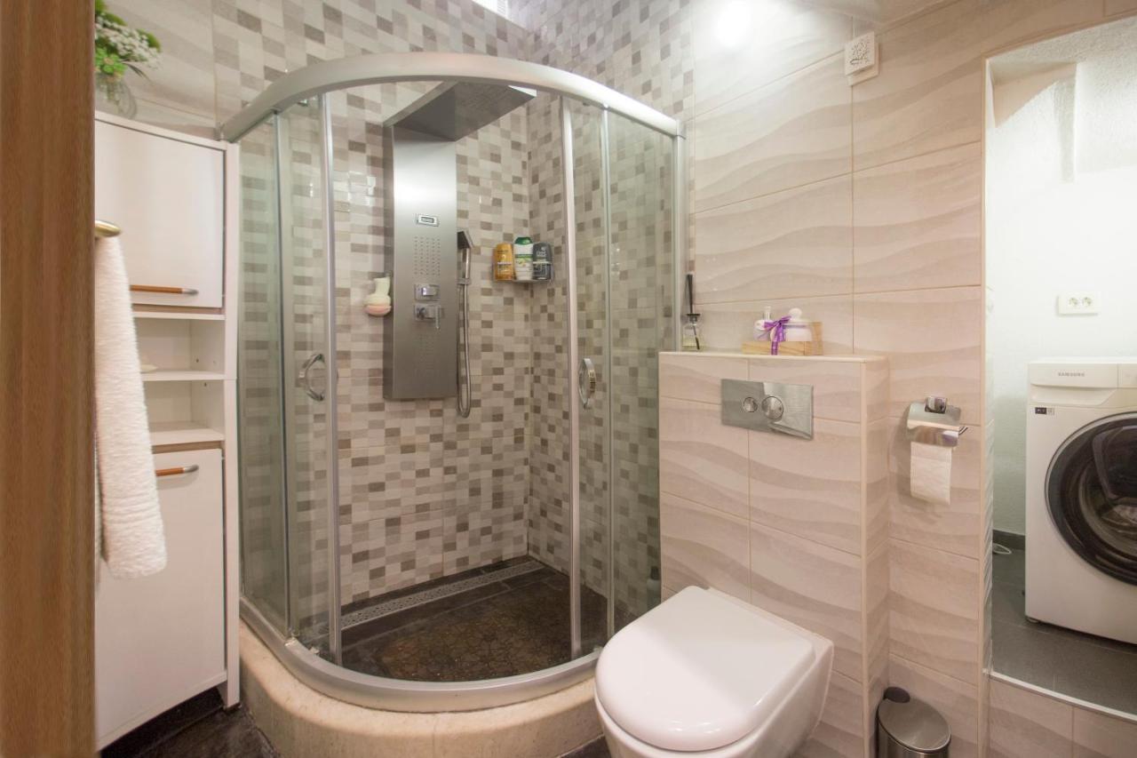 Bossa Studio Apartments Split Bagian luar foto