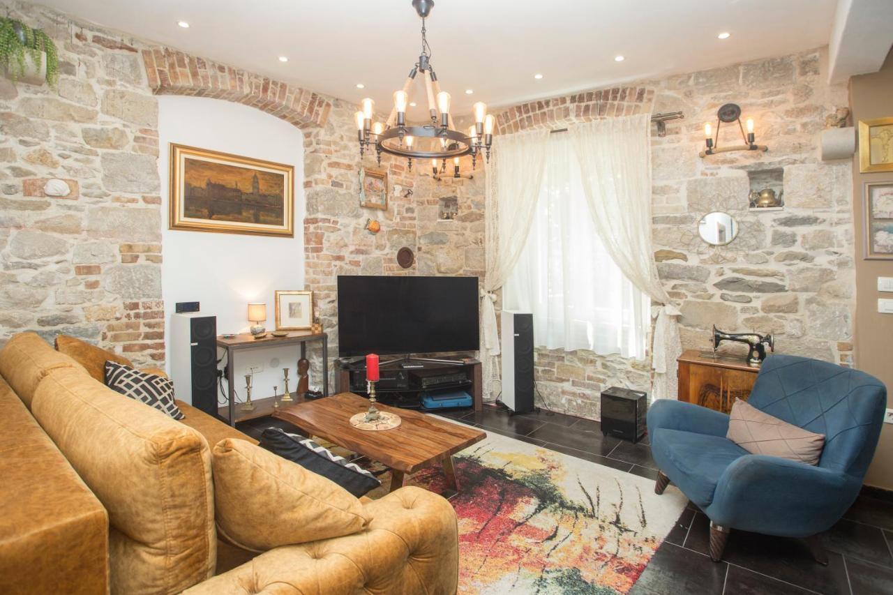 Bossa Studio Apartments Split Bagian luar foto