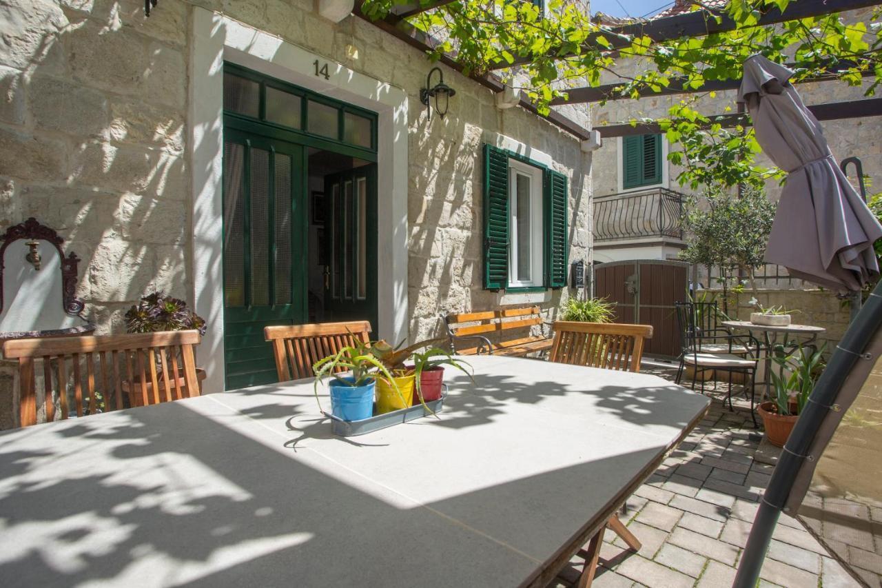 Bossa Studio Apartments Split Bagian luar foto