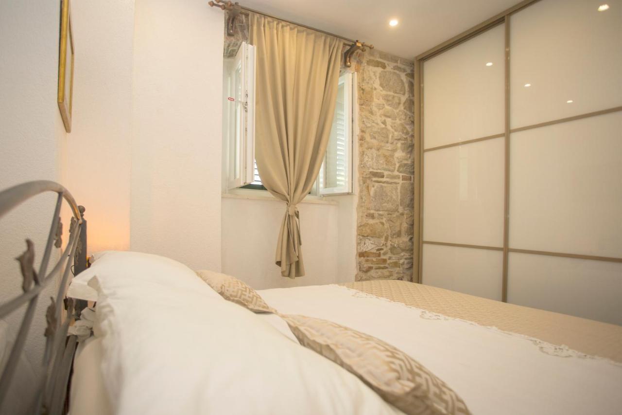 Bossa Studio Apartments Split Bagian luar foto