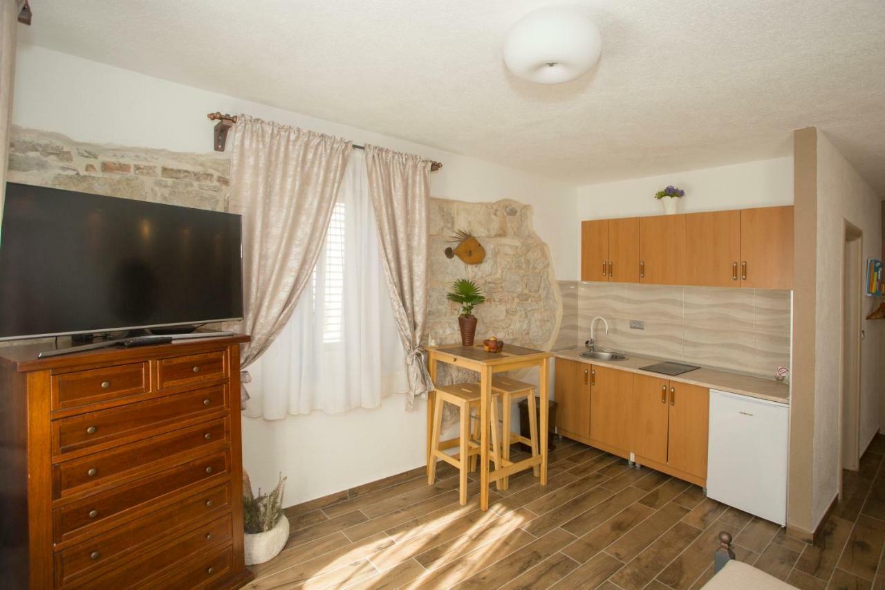 Bossa Studio Apartments Split Bagian luar foto