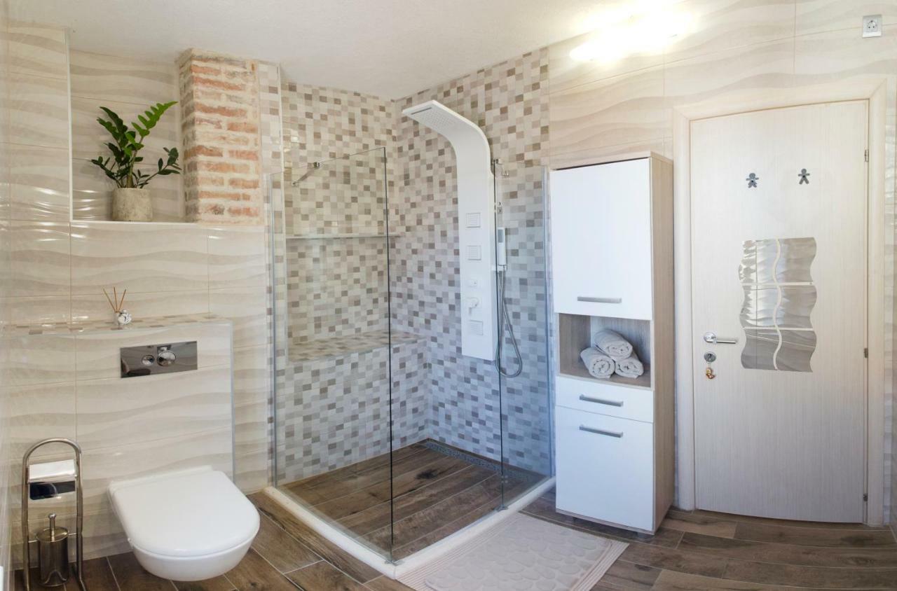 Bossa Studio Apartments Split Bagian luar foto