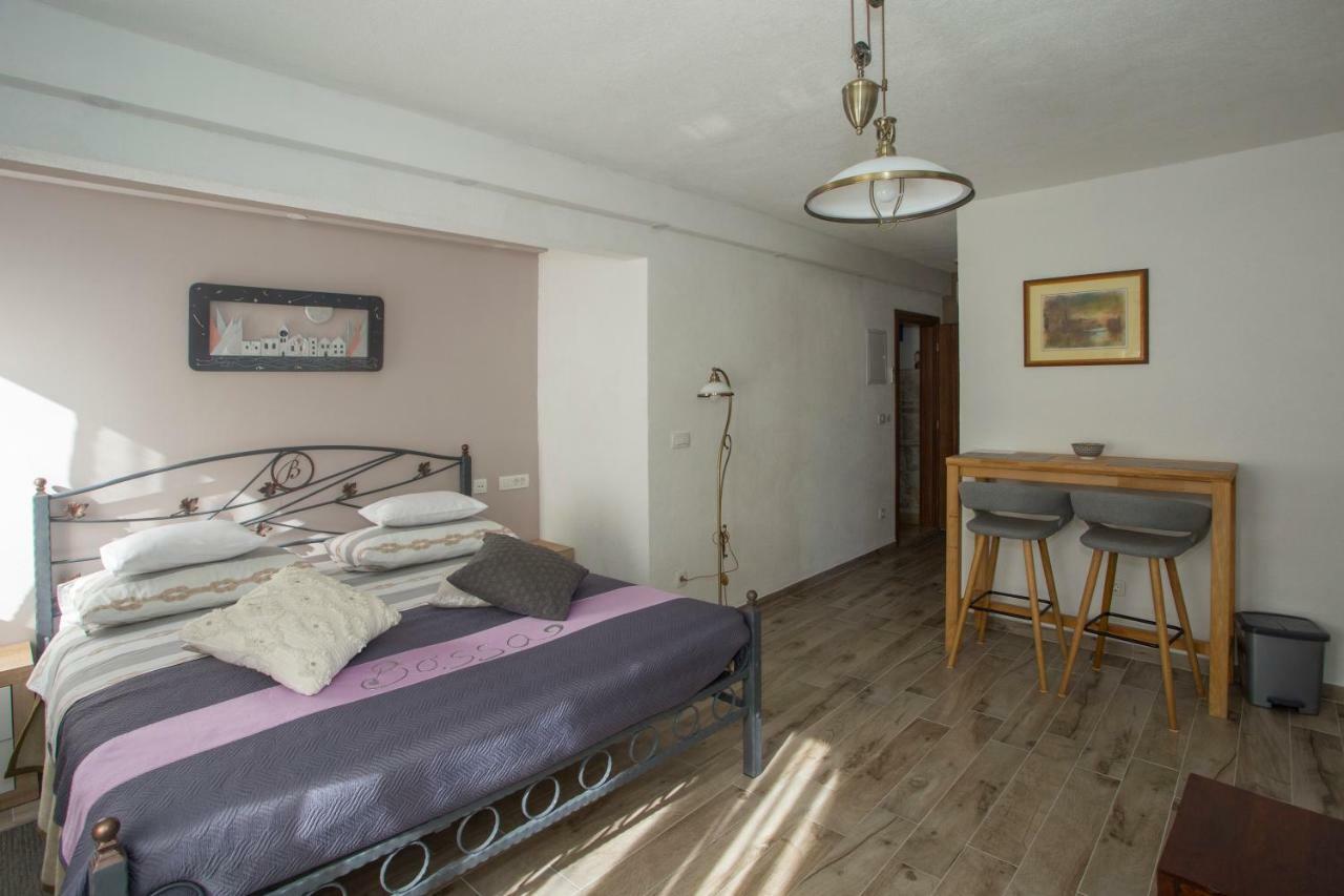 Bossa Studio Apartments Split Bagian luar foto